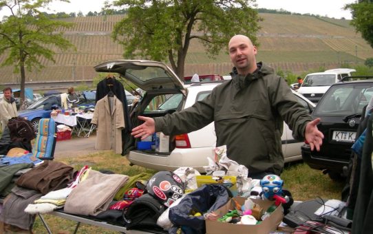 Flohmarkt auf den Mainwiesen